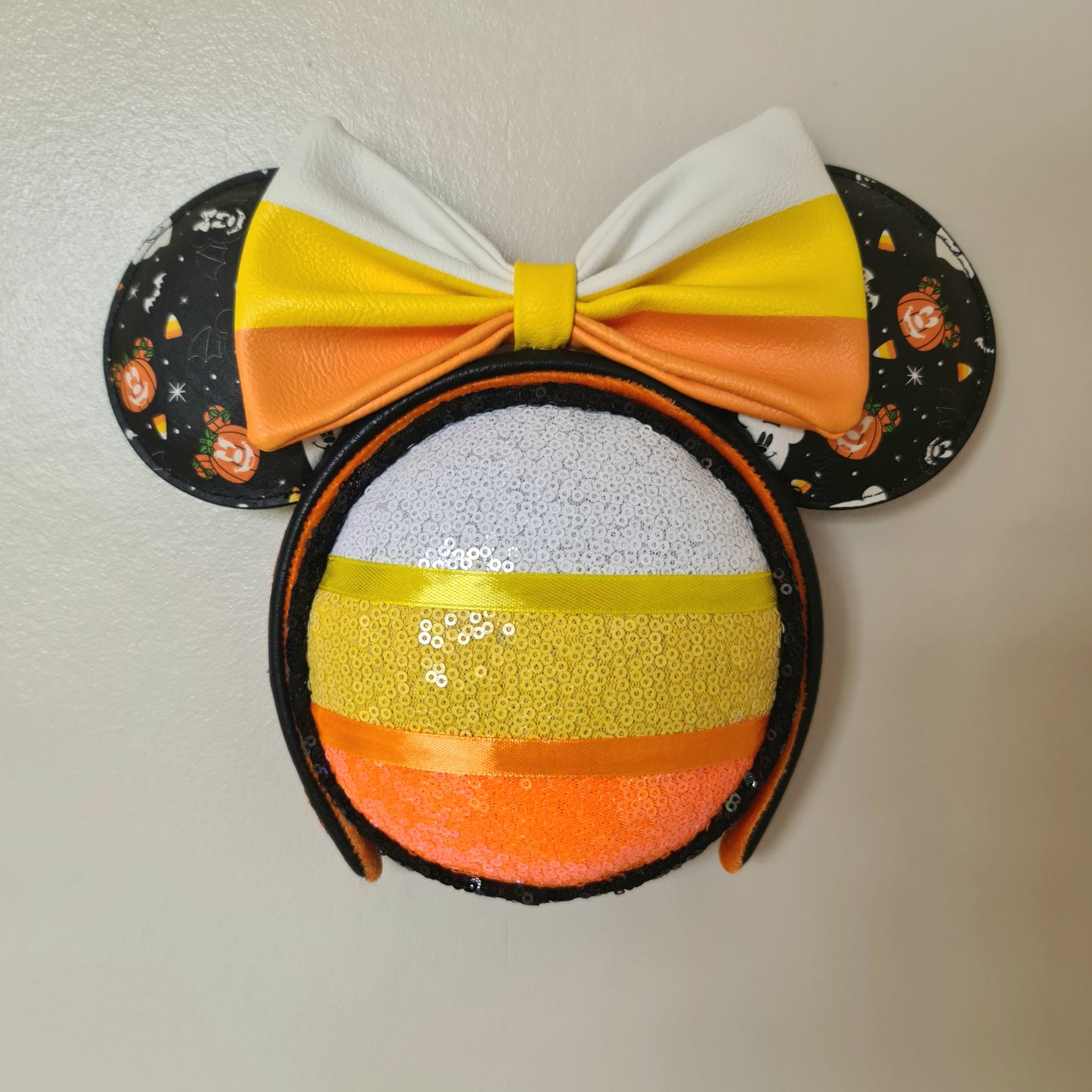 Candy Corn Cascade Wall Popper