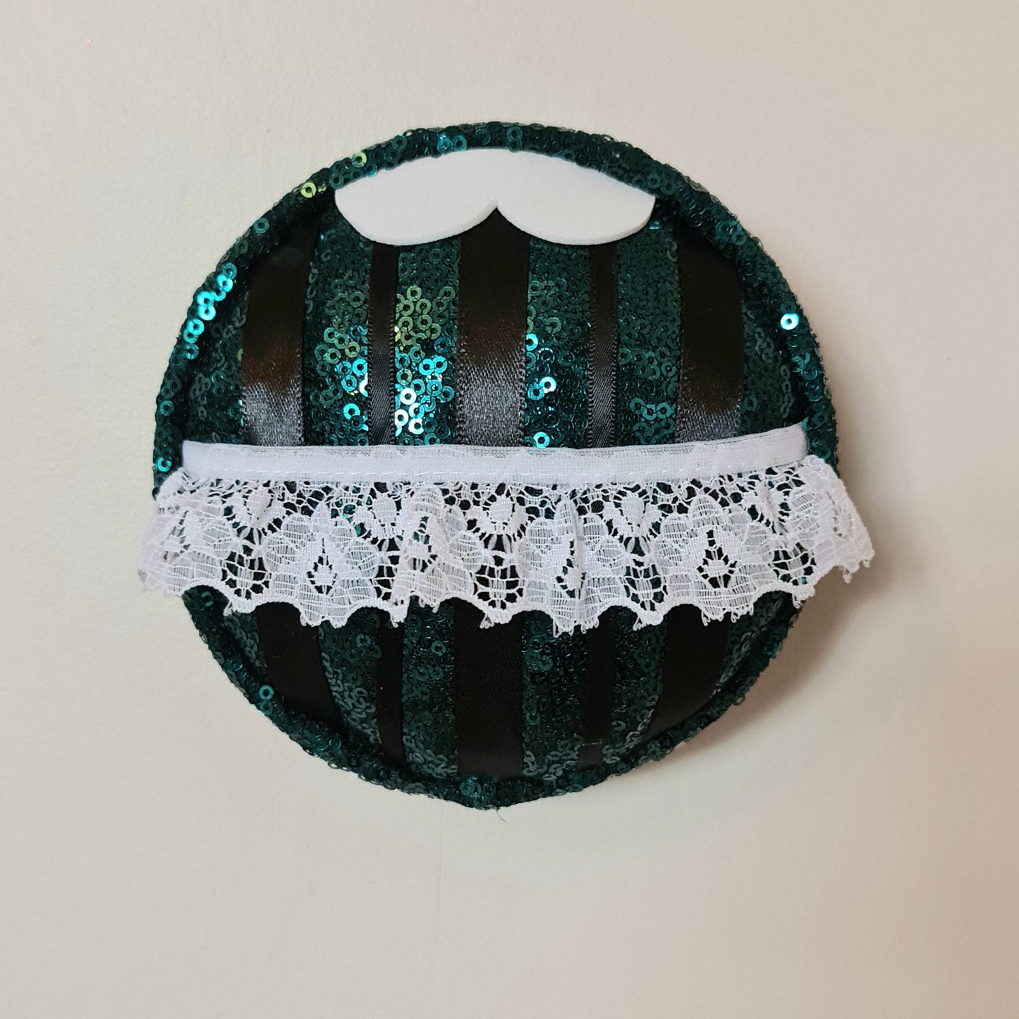 Spooky Maid Wall Popper