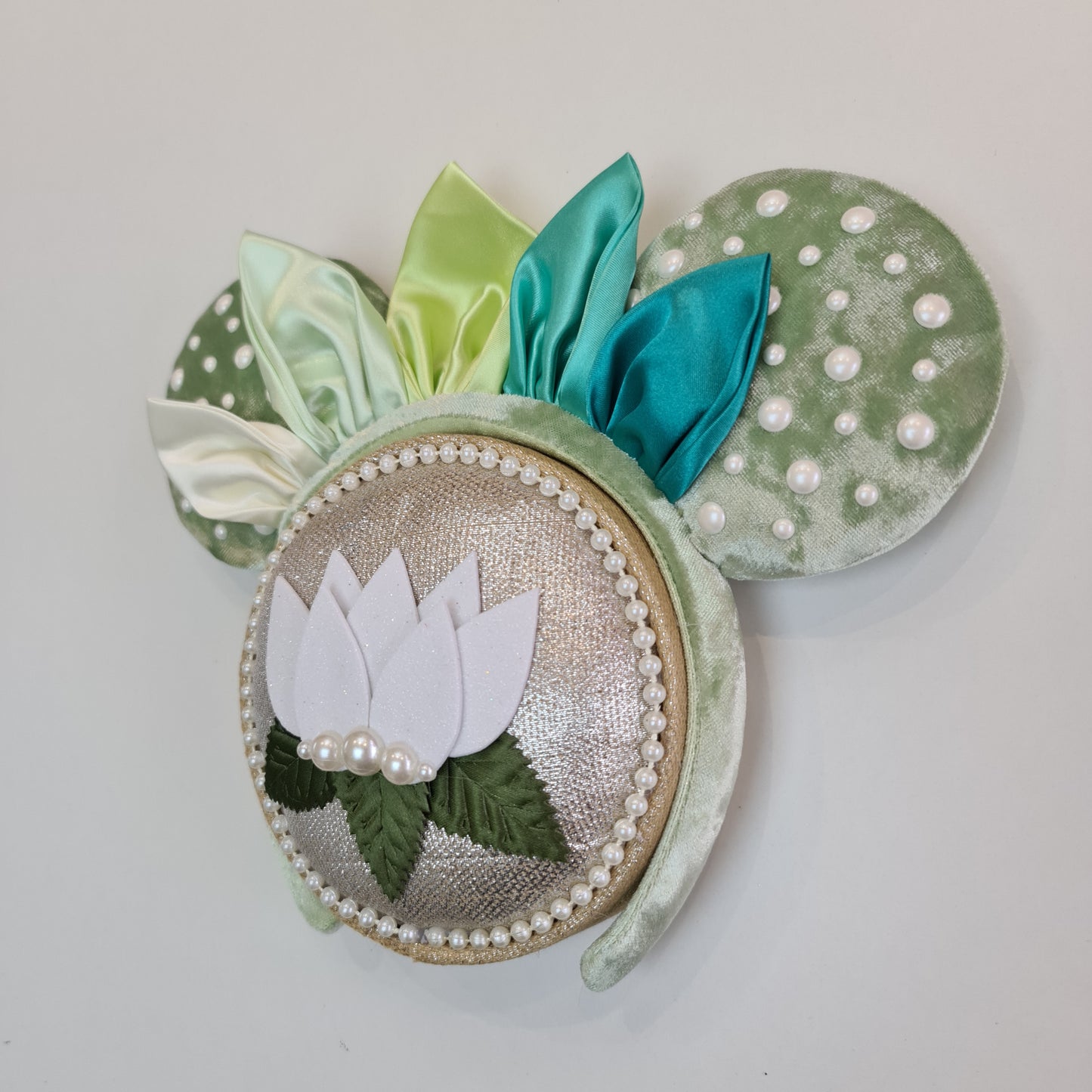 Water Lily Wall Popper