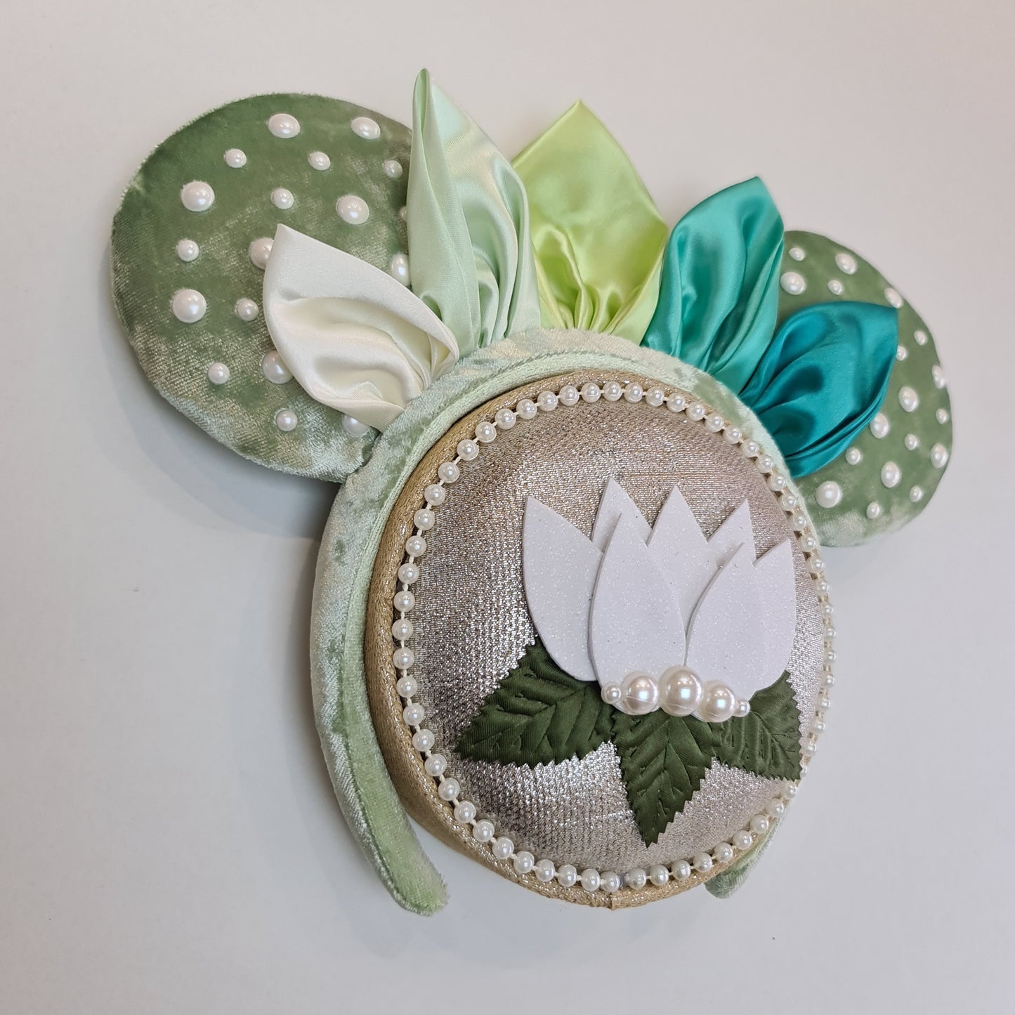 Water Lily Wall Popper