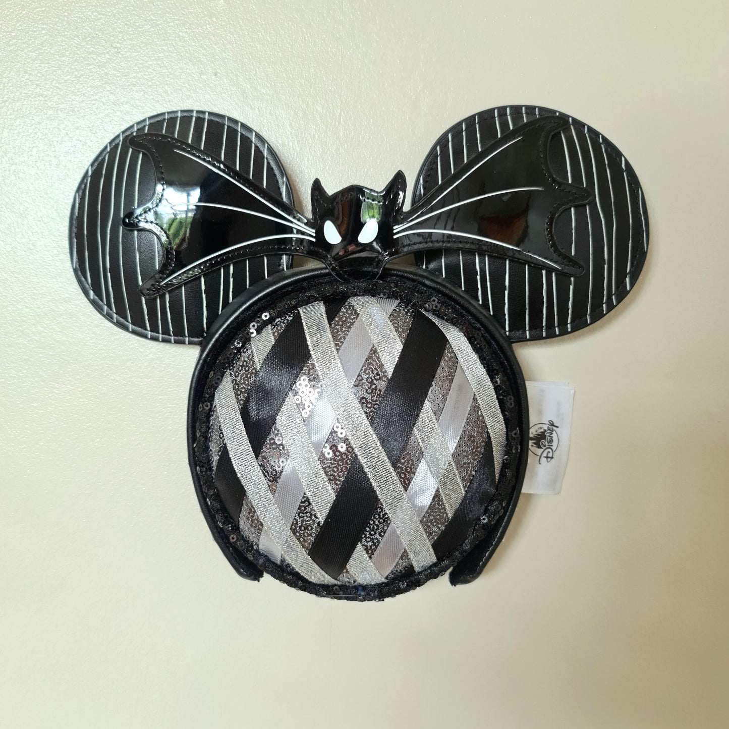 Ribbon Argyle Wall Popper