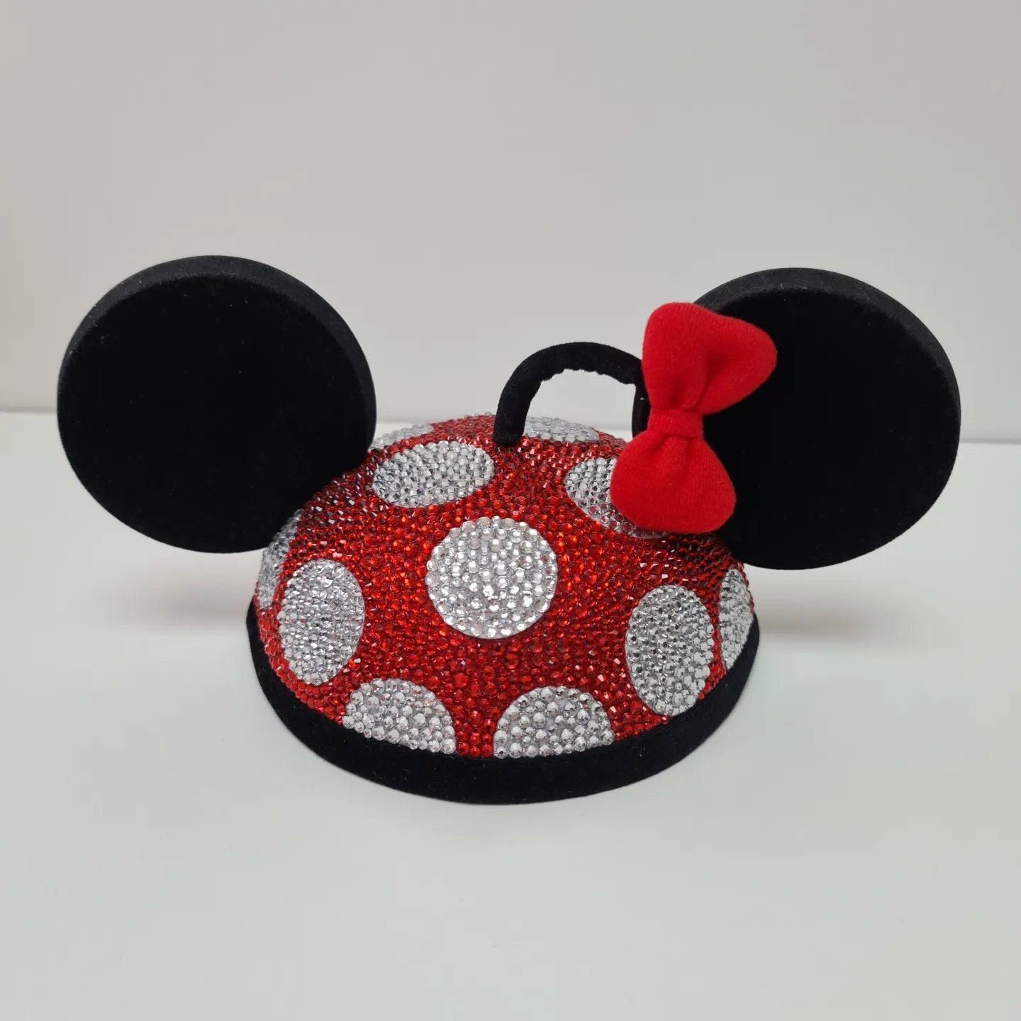 Polka Dot Hat with FREE hat stand!