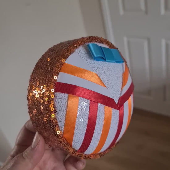 Jolly Holiday Wall Popper