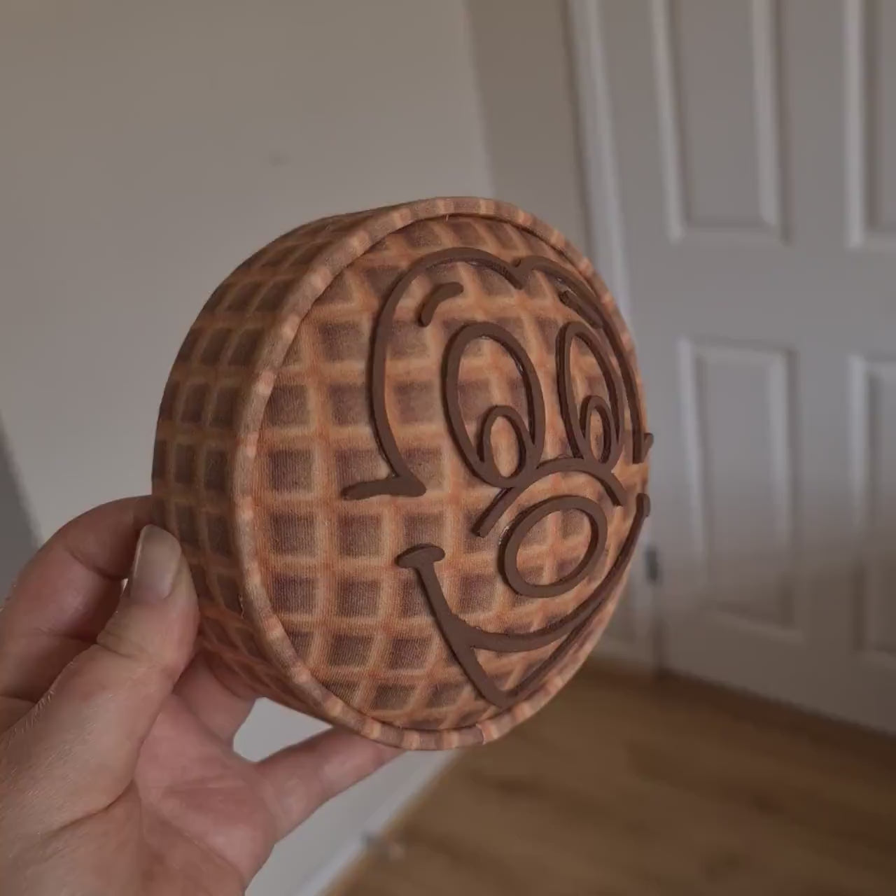 Waffle Face Wall Popper