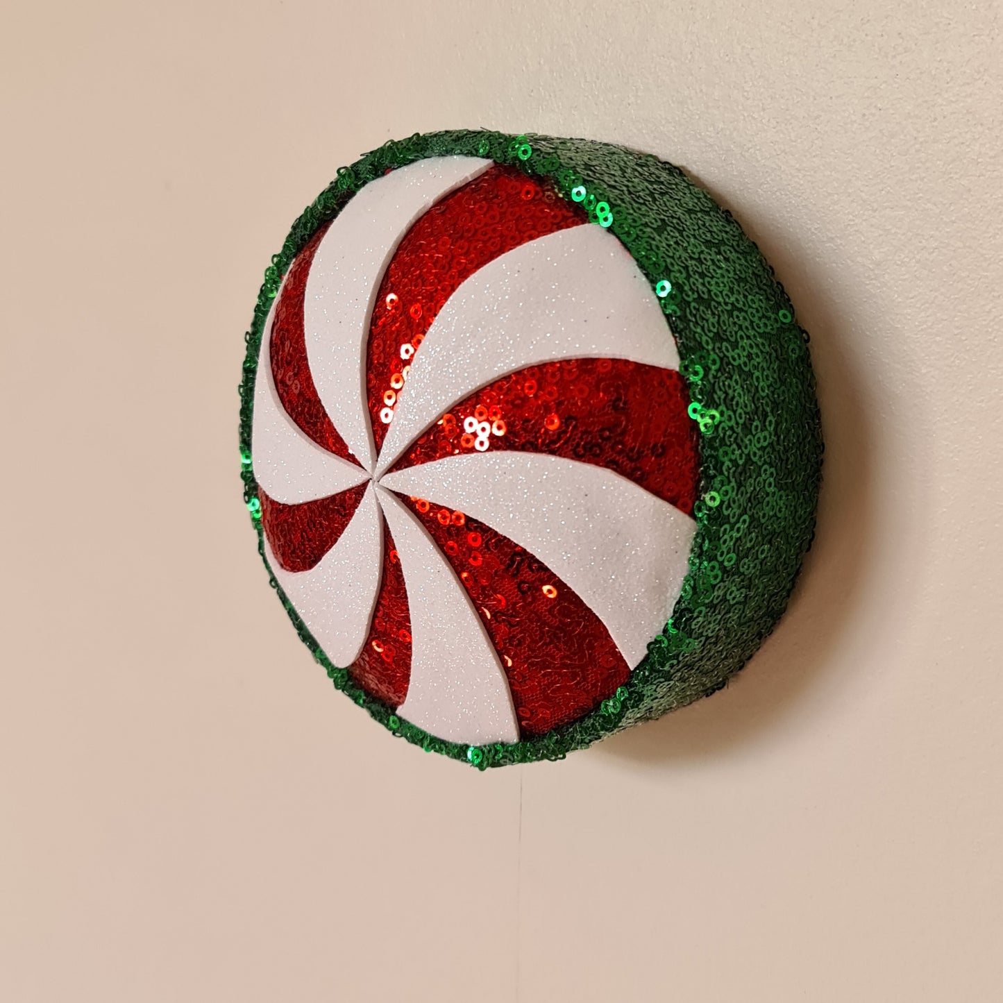 Peppermint Swirl Wall Popper