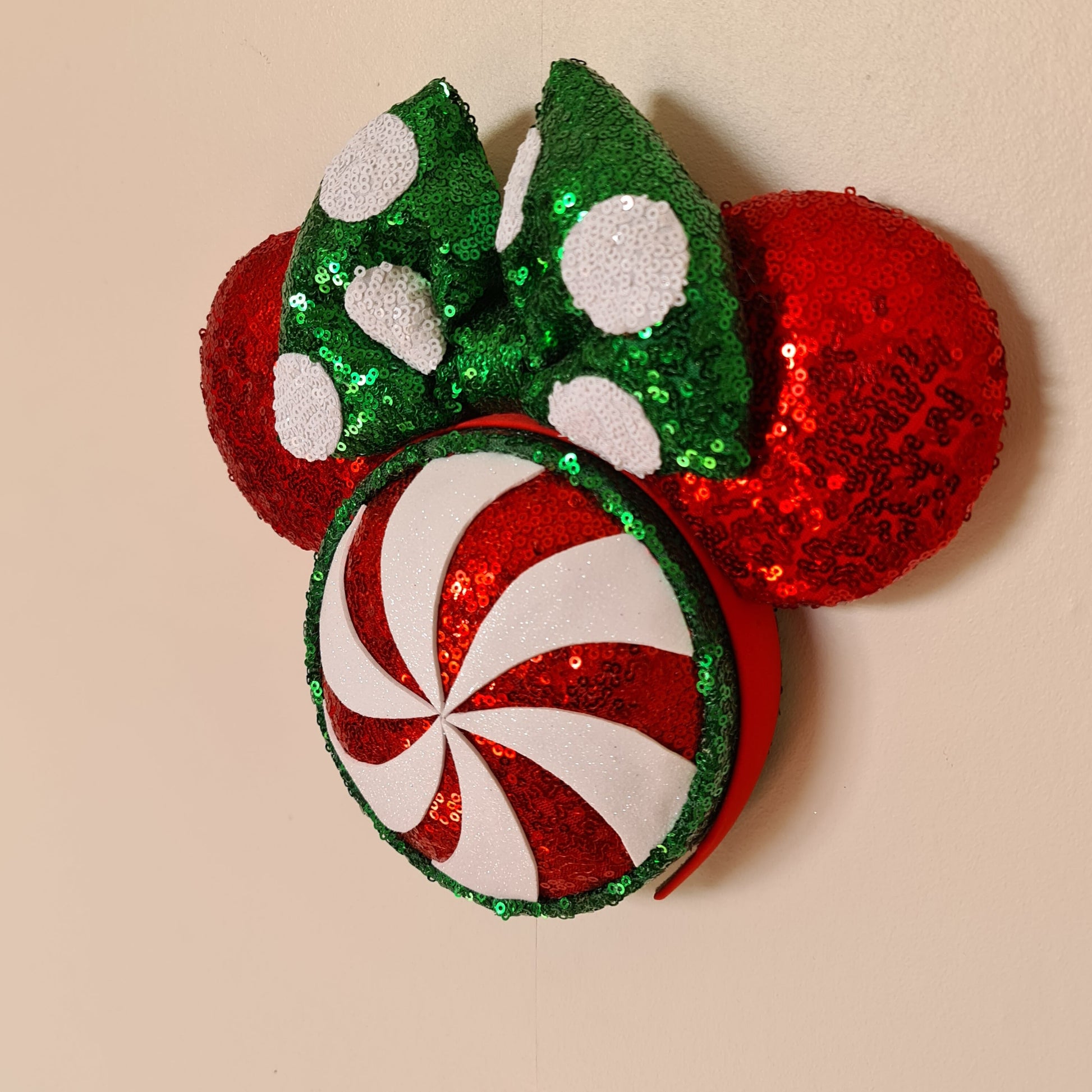 Peppermint Swirl Wall Popper