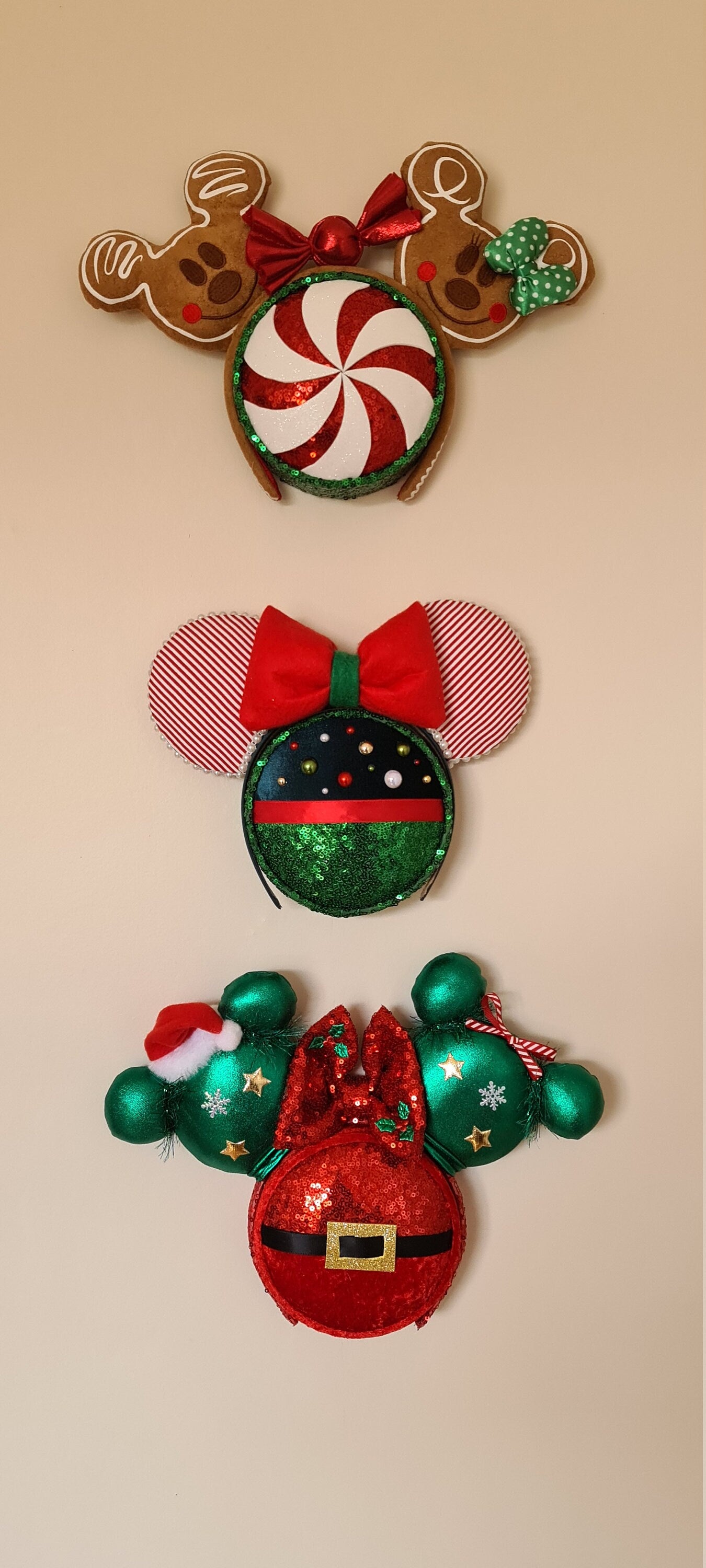 Green Bauble Wall Popper