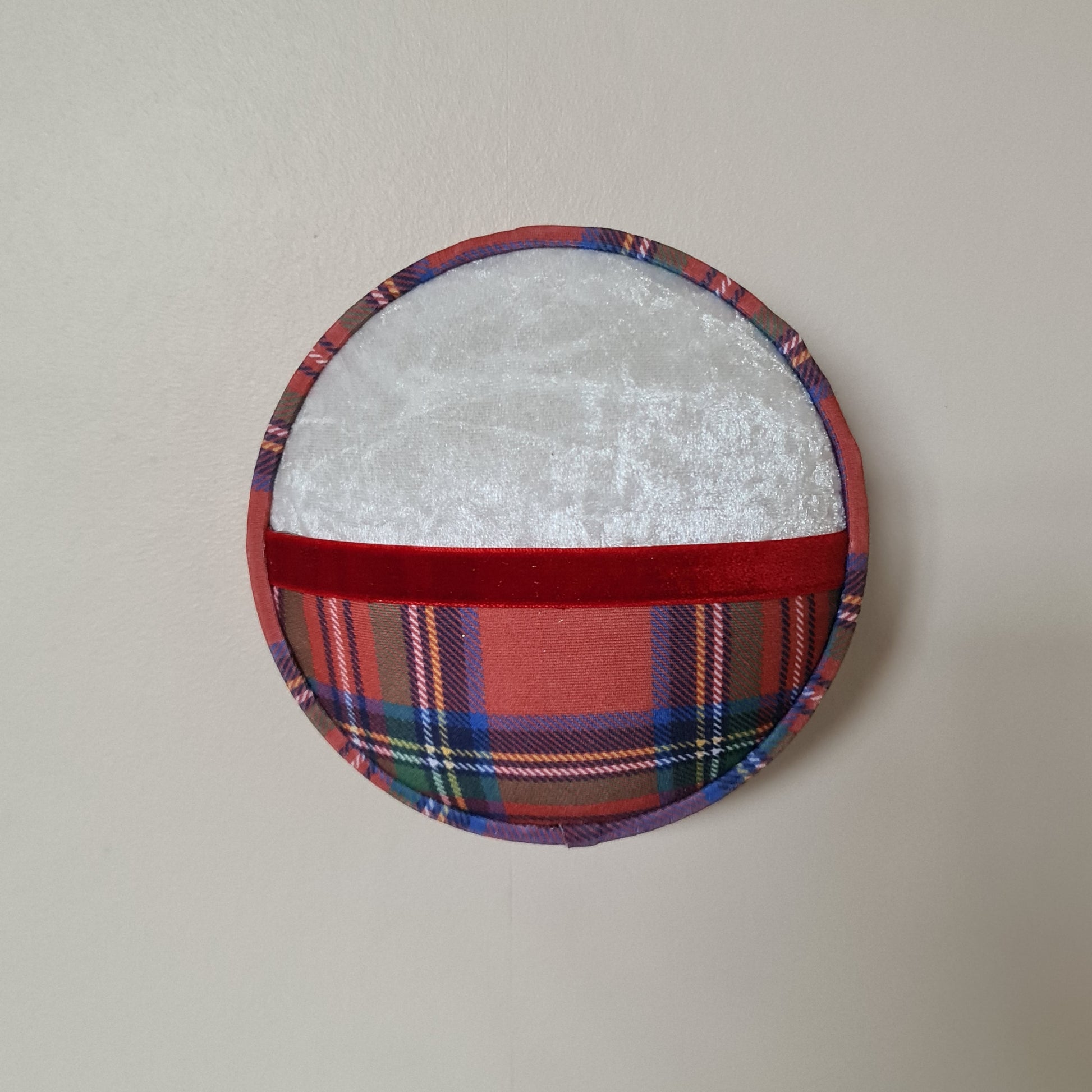 Velvet & Tartan Wall Popper