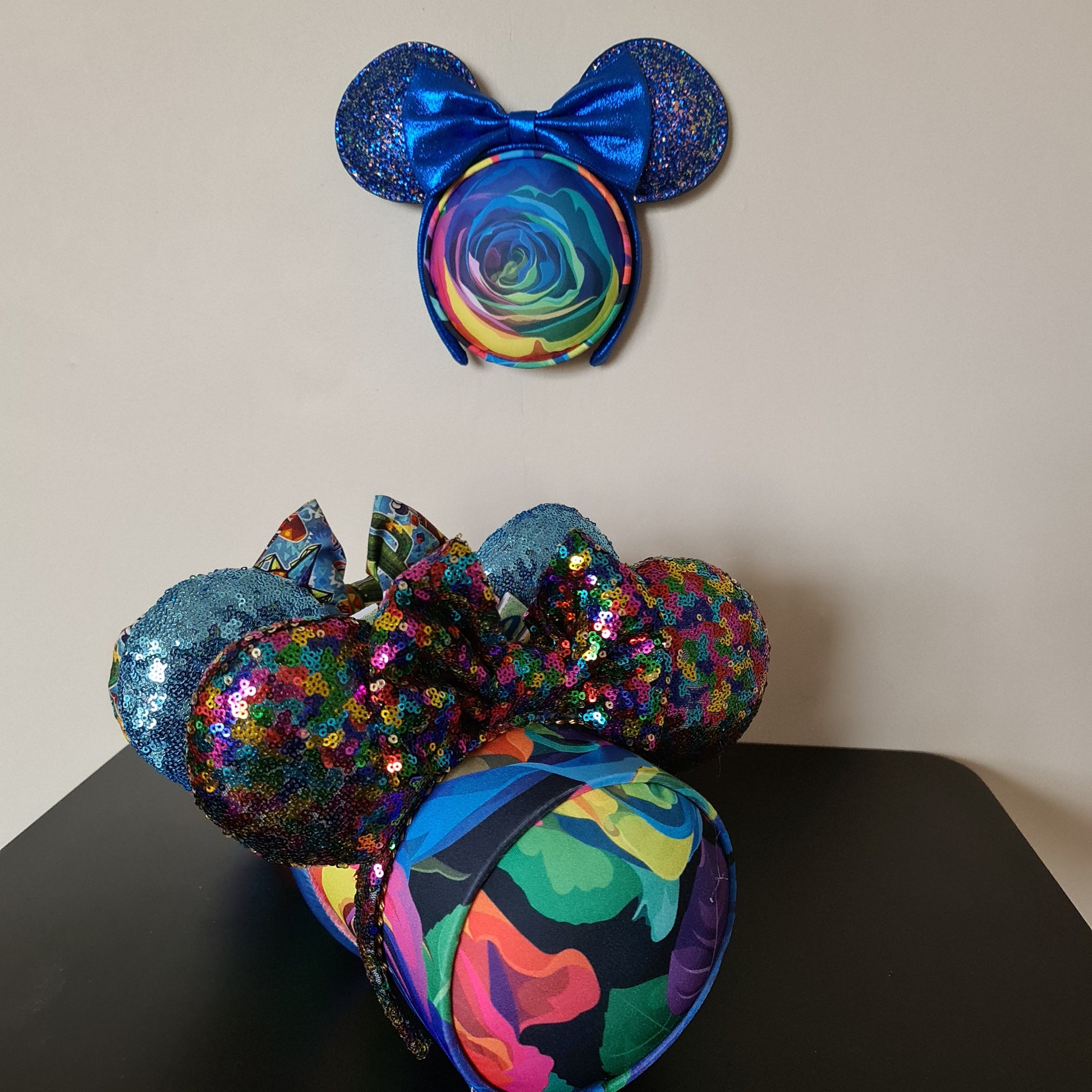 Rainbow Roses Ear Holder