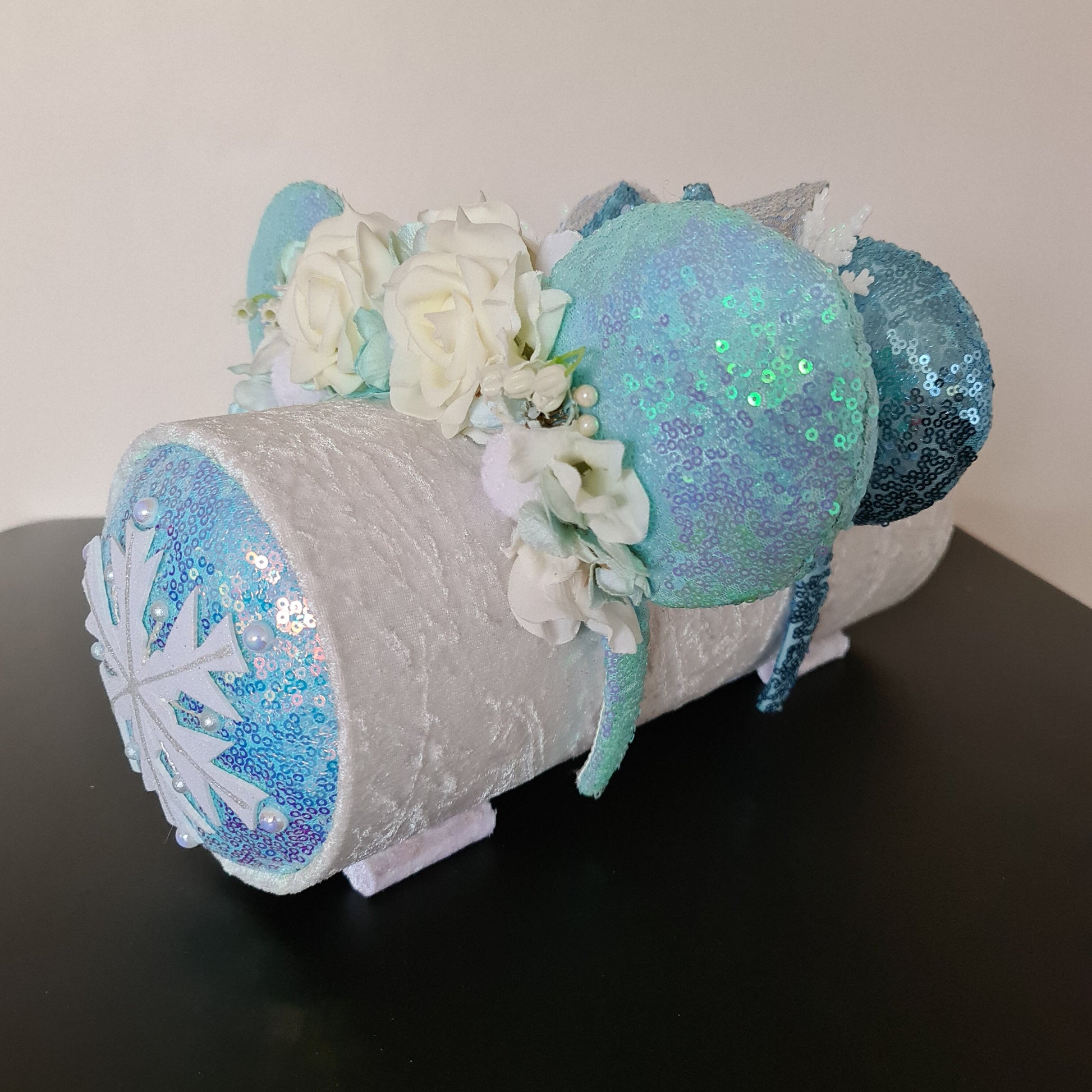 Ice Queen Ear Holder