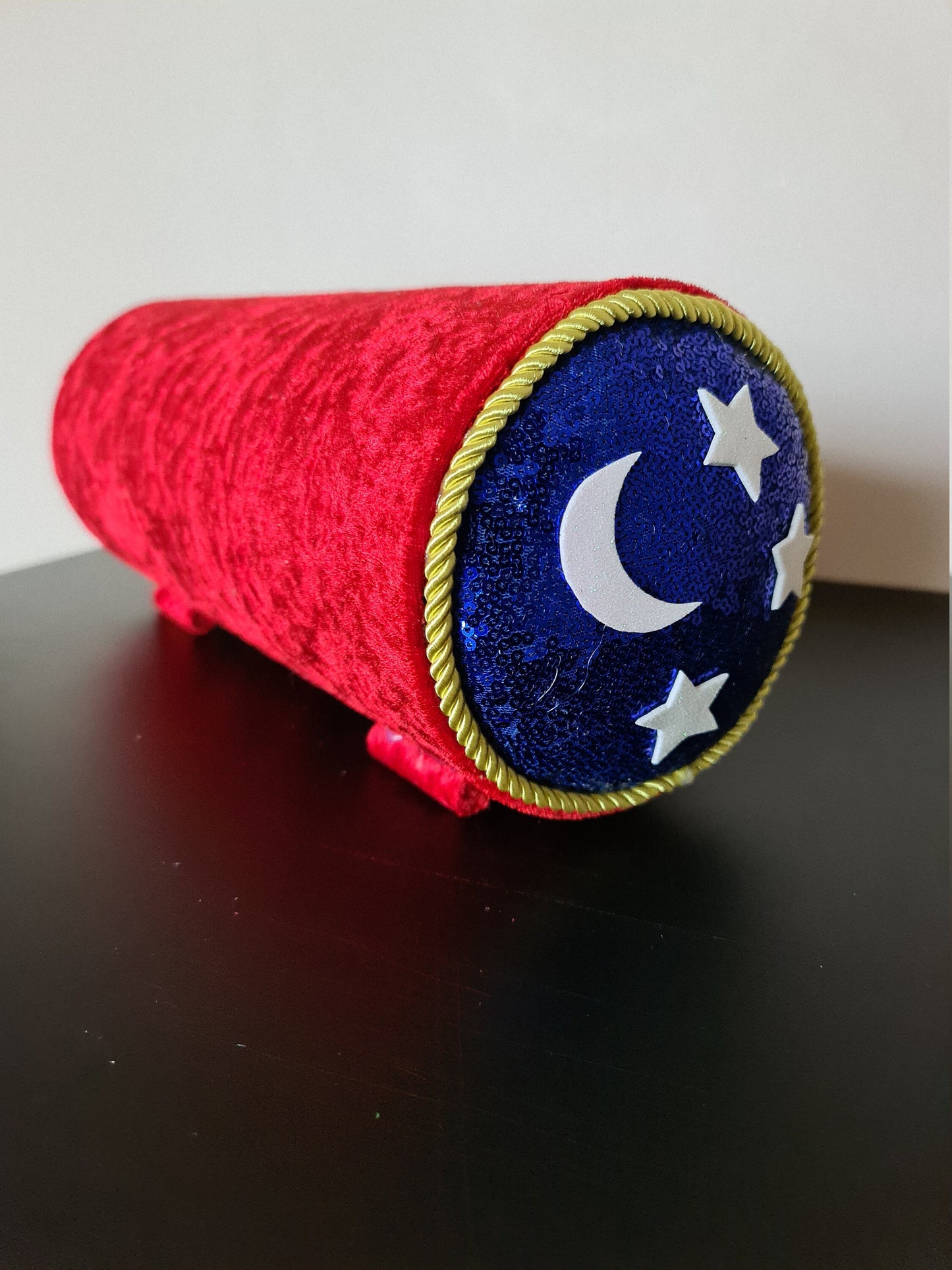Sorcerer Ear Holder