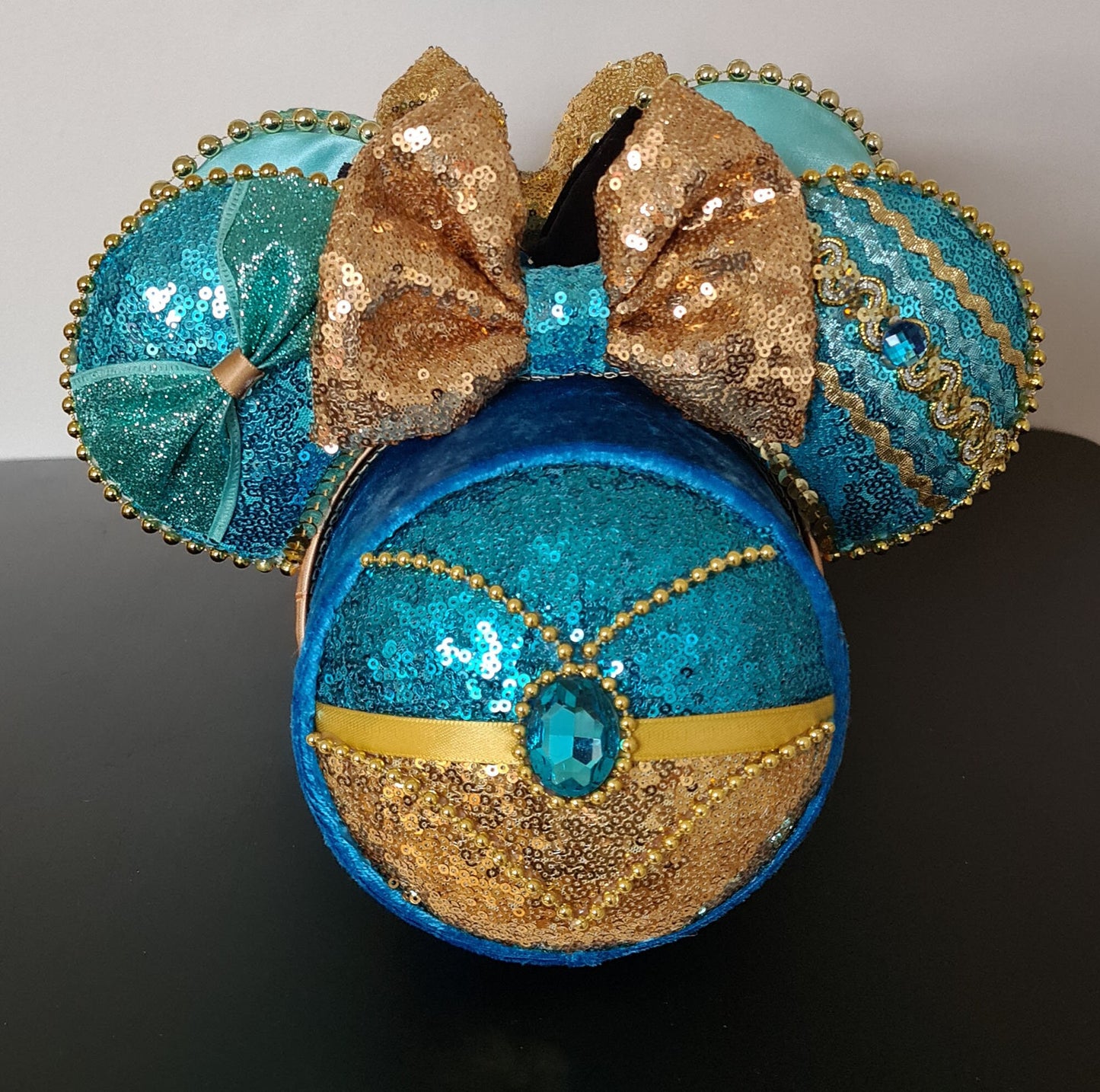 Arabian Princess Ear Holder